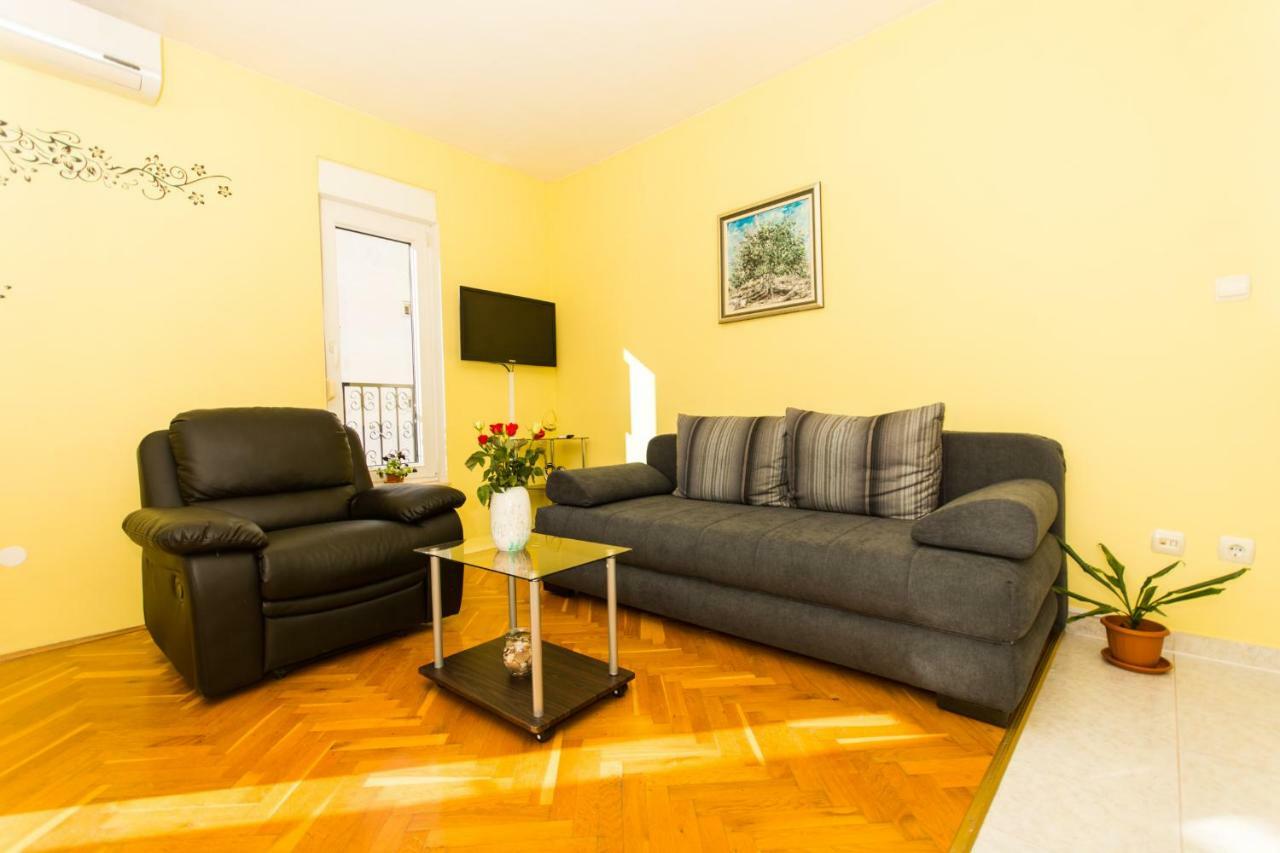 Apartman Ruza Lejlighed Trogir Eksteriør billede