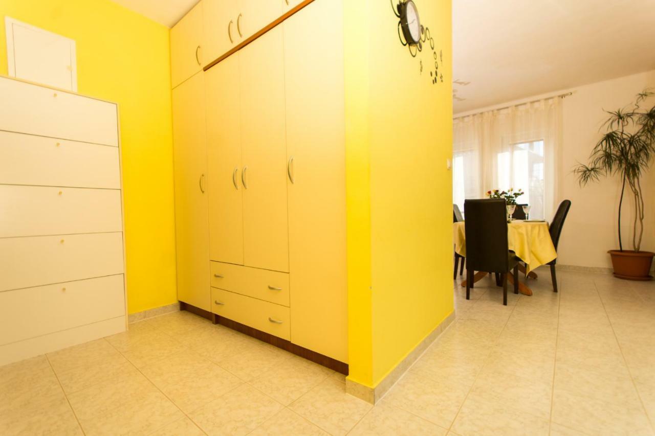 Apartman Ruza Lejlighed Trogir Eksteriør billede
