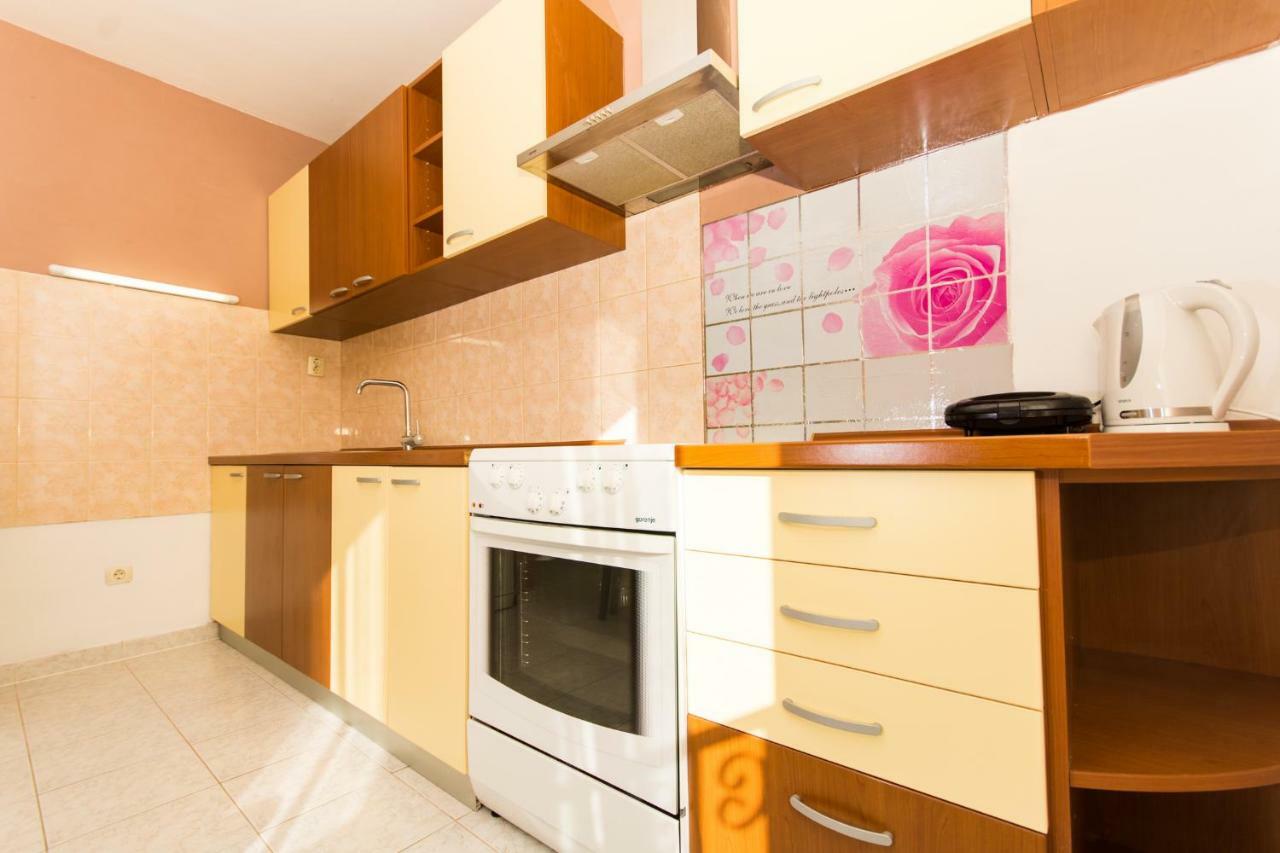 Apartman Ruza Lejlighed Trogir Eksteriør billede